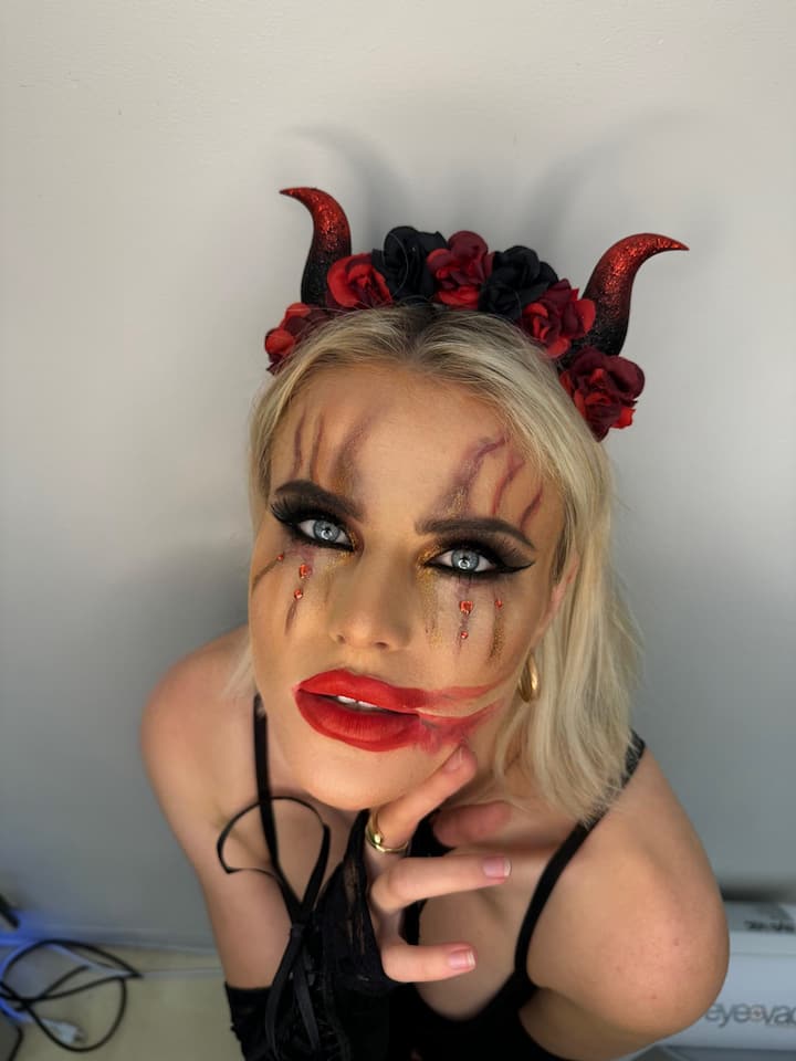 Halloween Hair And Makeup By Daniel