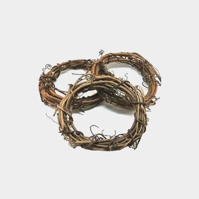 16" Grapevine Wreath