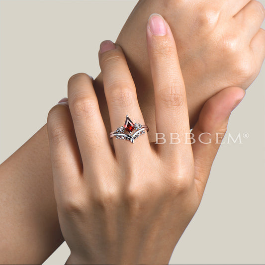 Kite Cut Natural Garnet Engagement Ring Black Spinel Celestial Bridal Set