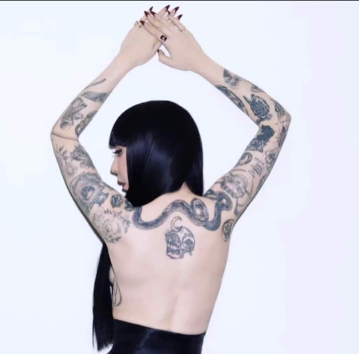 A Luxe Haircut At Minor Rose By Bradley