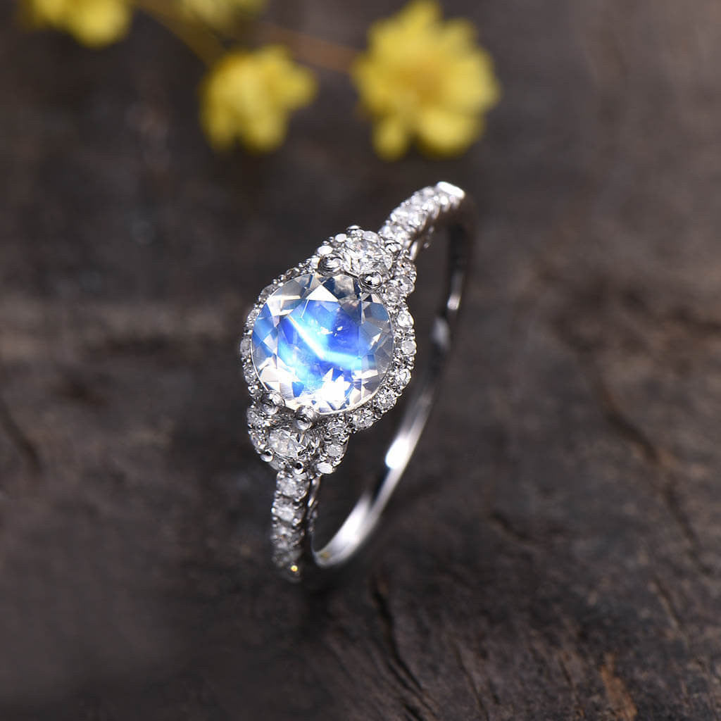 14K/18K Vintage Round Moonstone Diamond Engagement Ring Three Stone