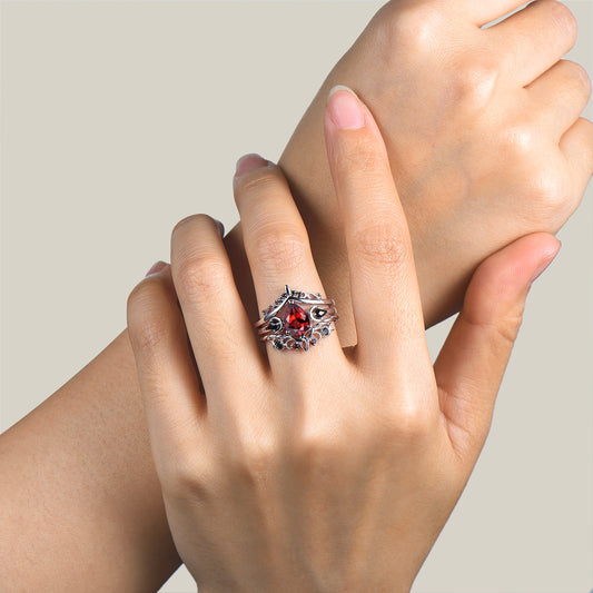 3pcs Pear Cut Garnet Moon Engagement Ring Black Spinel Celtic Knot Bridal Set
