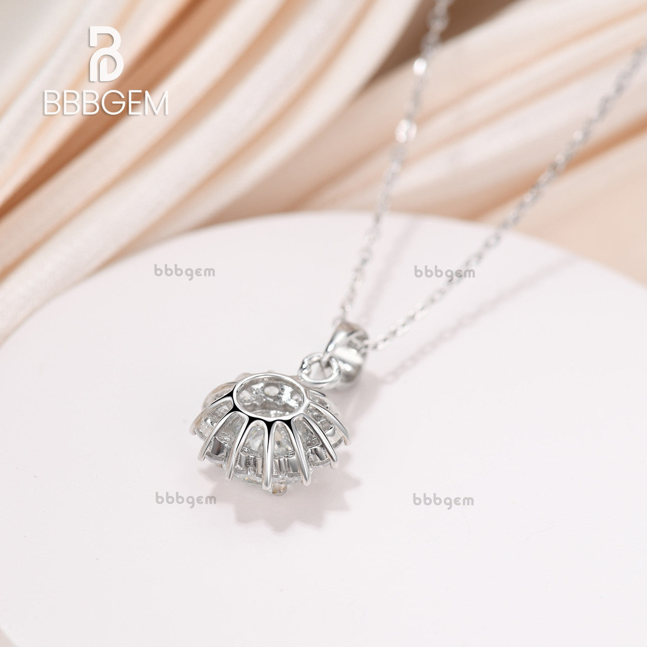 1 Carat Floral Round Grey Moissanite Pendant Necklace Moissanite Halo Sunflower Gold Chain Pendant Anniversary Gift