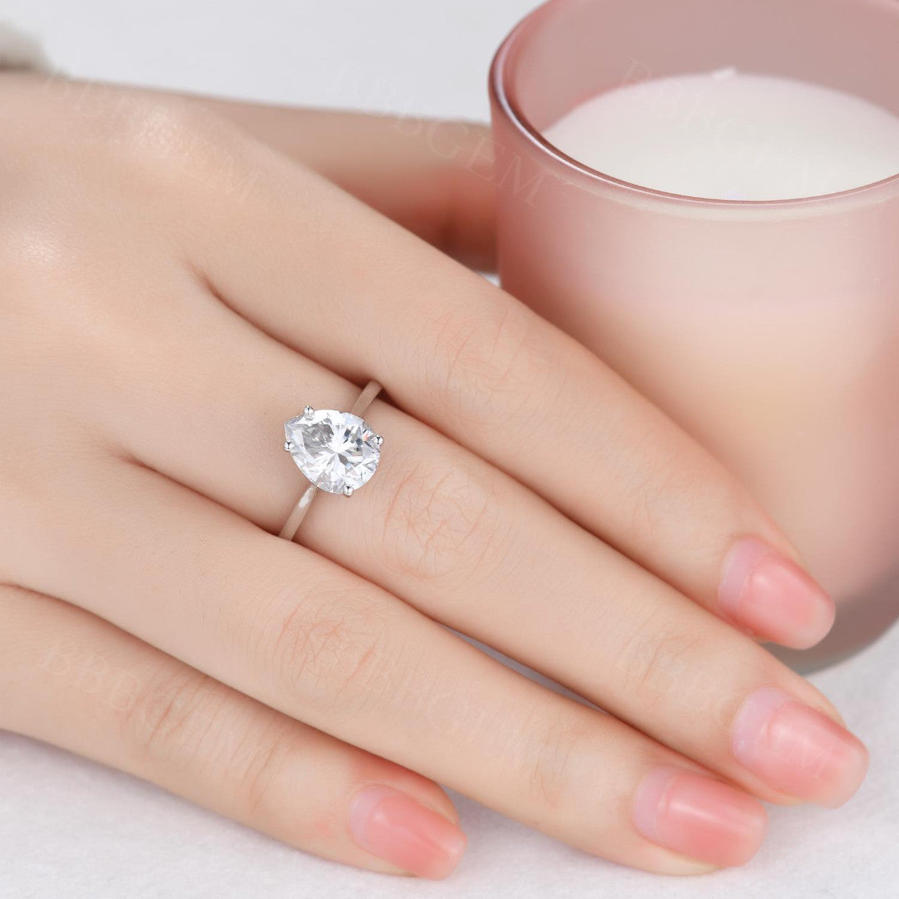 2 Carat Pear Shaped Moissanite Engagement Ring Solitaire Cathedral Without Accents