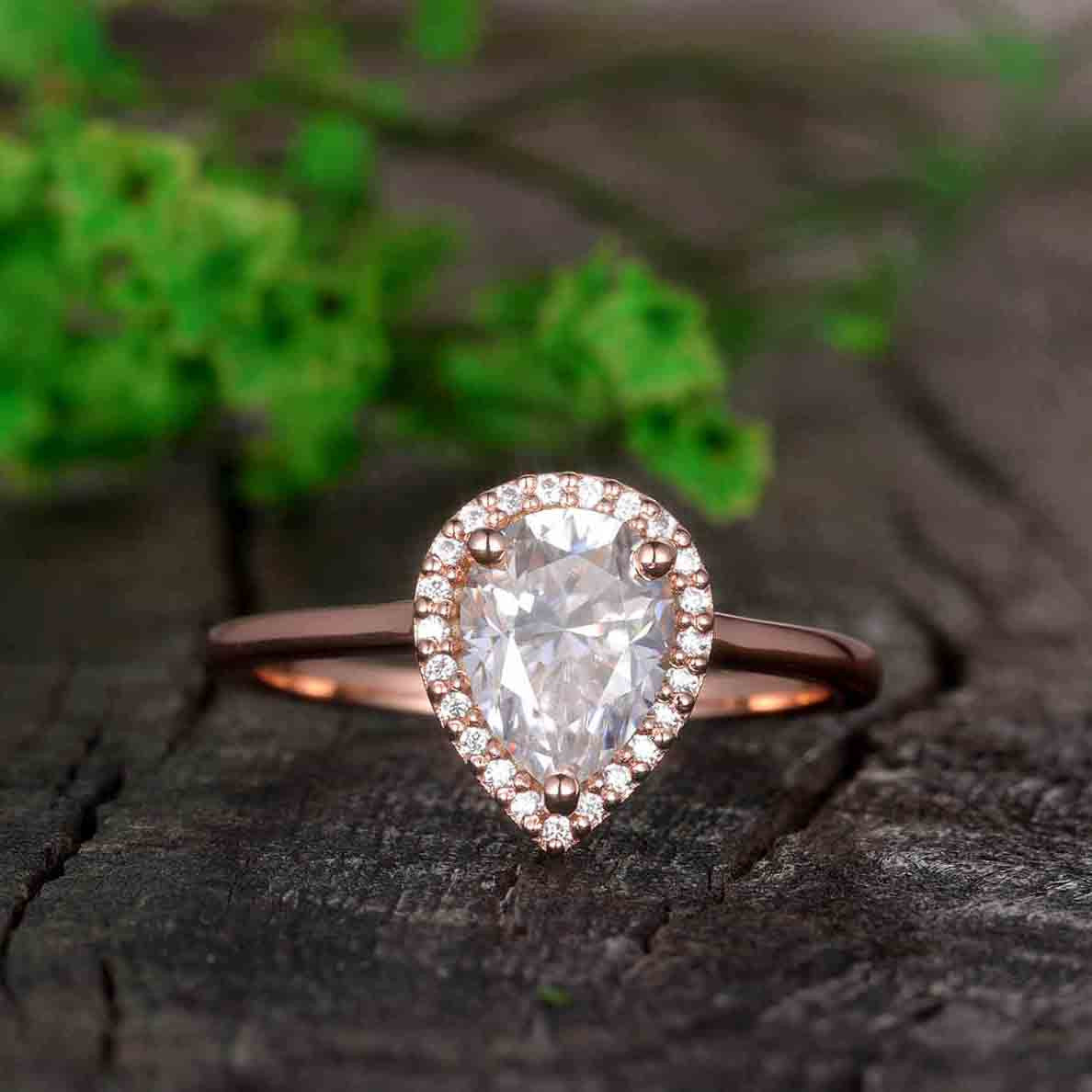 14K/18K Gold Vienna Pear Shaped Moissanite Engagement Ring Halo