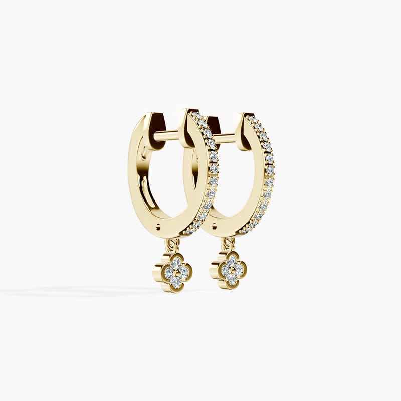 Dangling Clover Huggies