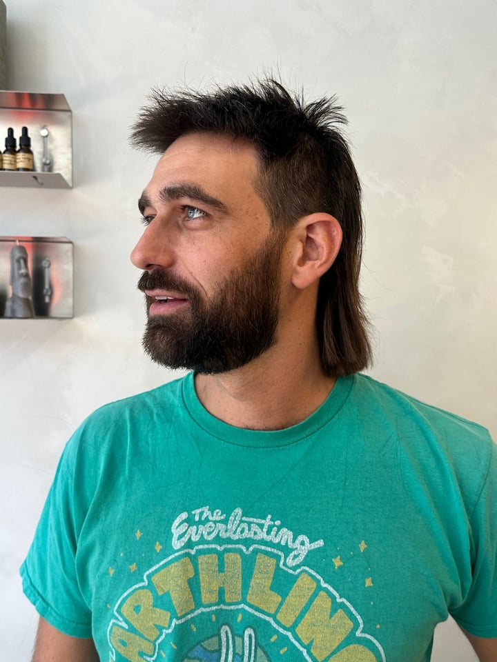 Cuts By Chairs Barber Studio