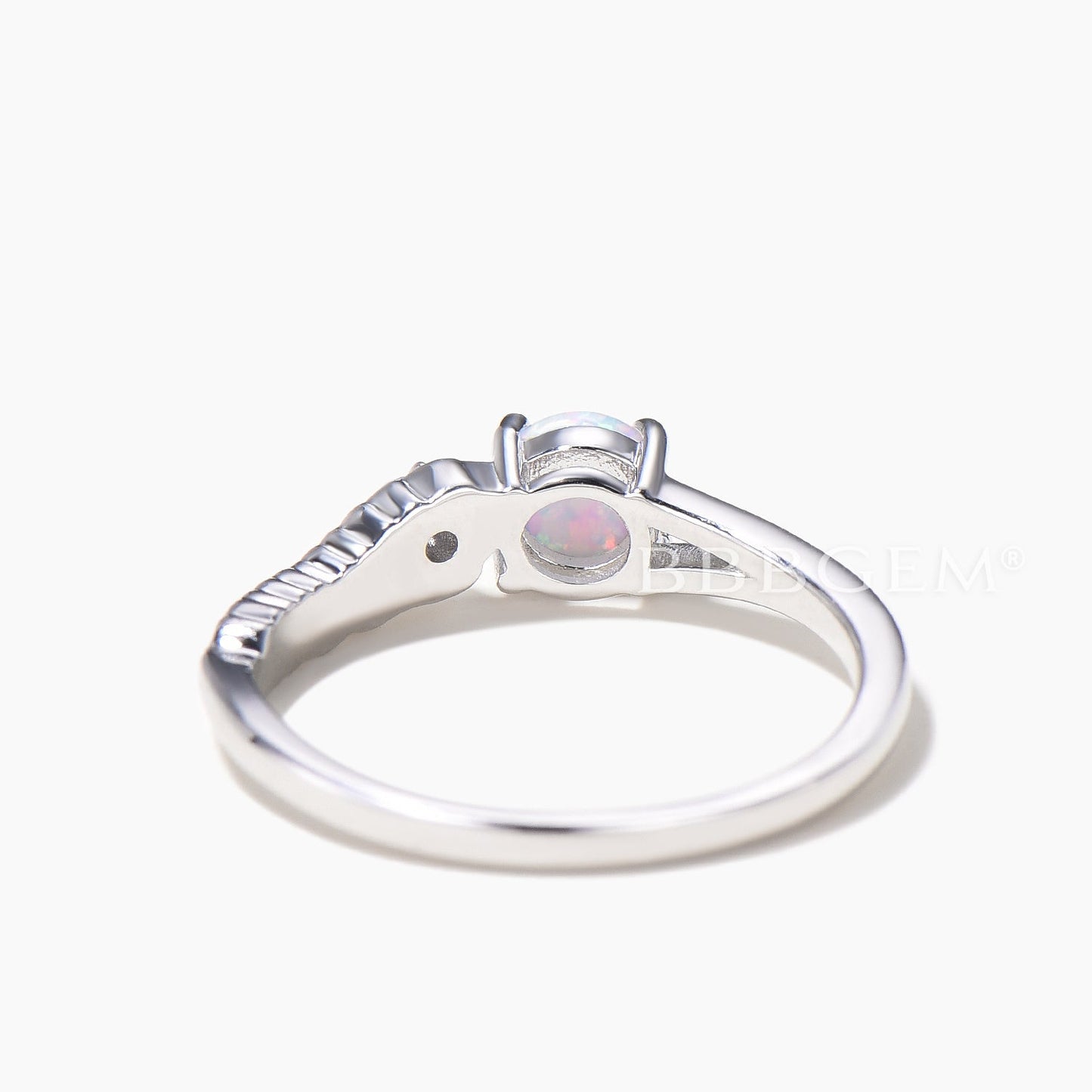 5mm Round Cut White Opal Alexandrite Peacock Feather Split Shank Wedding Ring