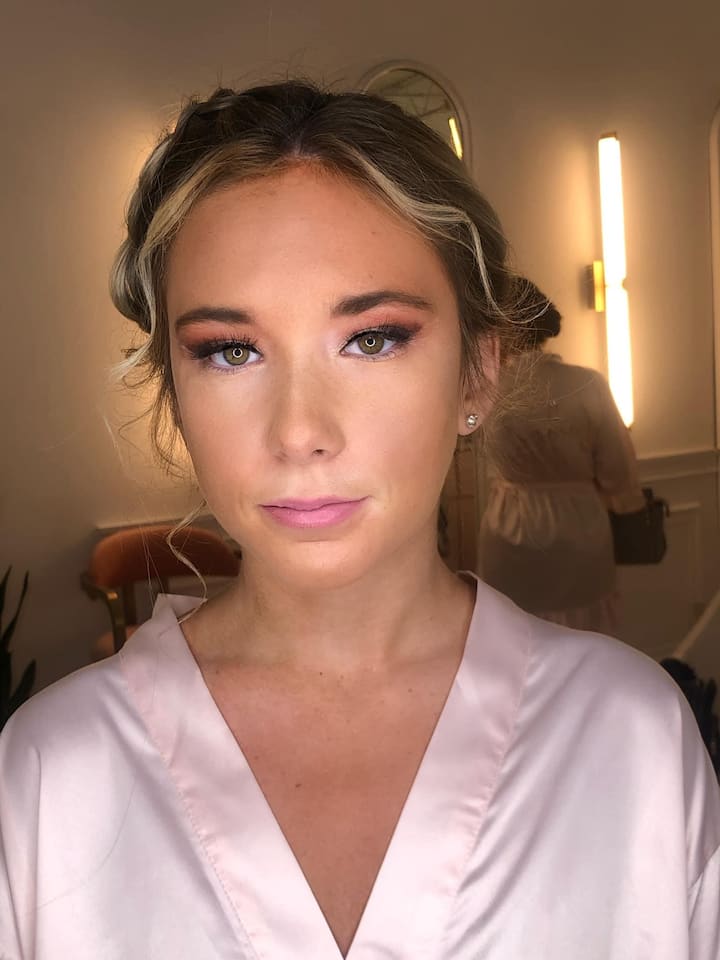 Celeb-Inspired Makeup By Devin