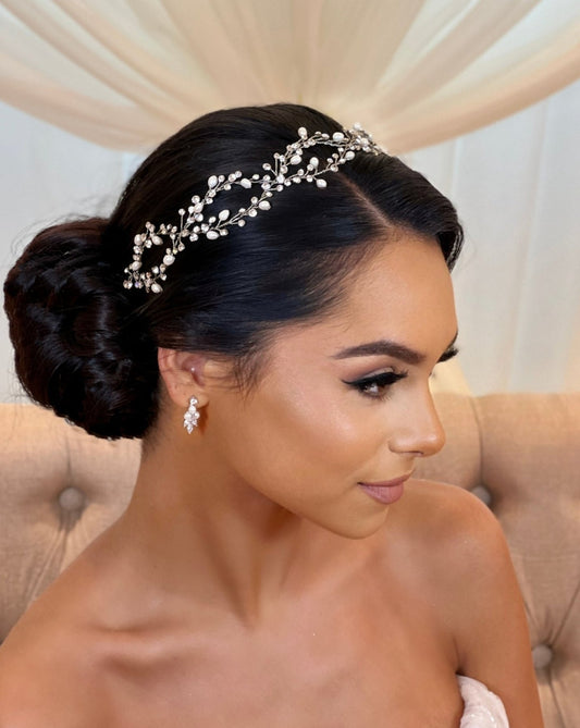 Elegant Looping Bridal Vine Style No. 39228878