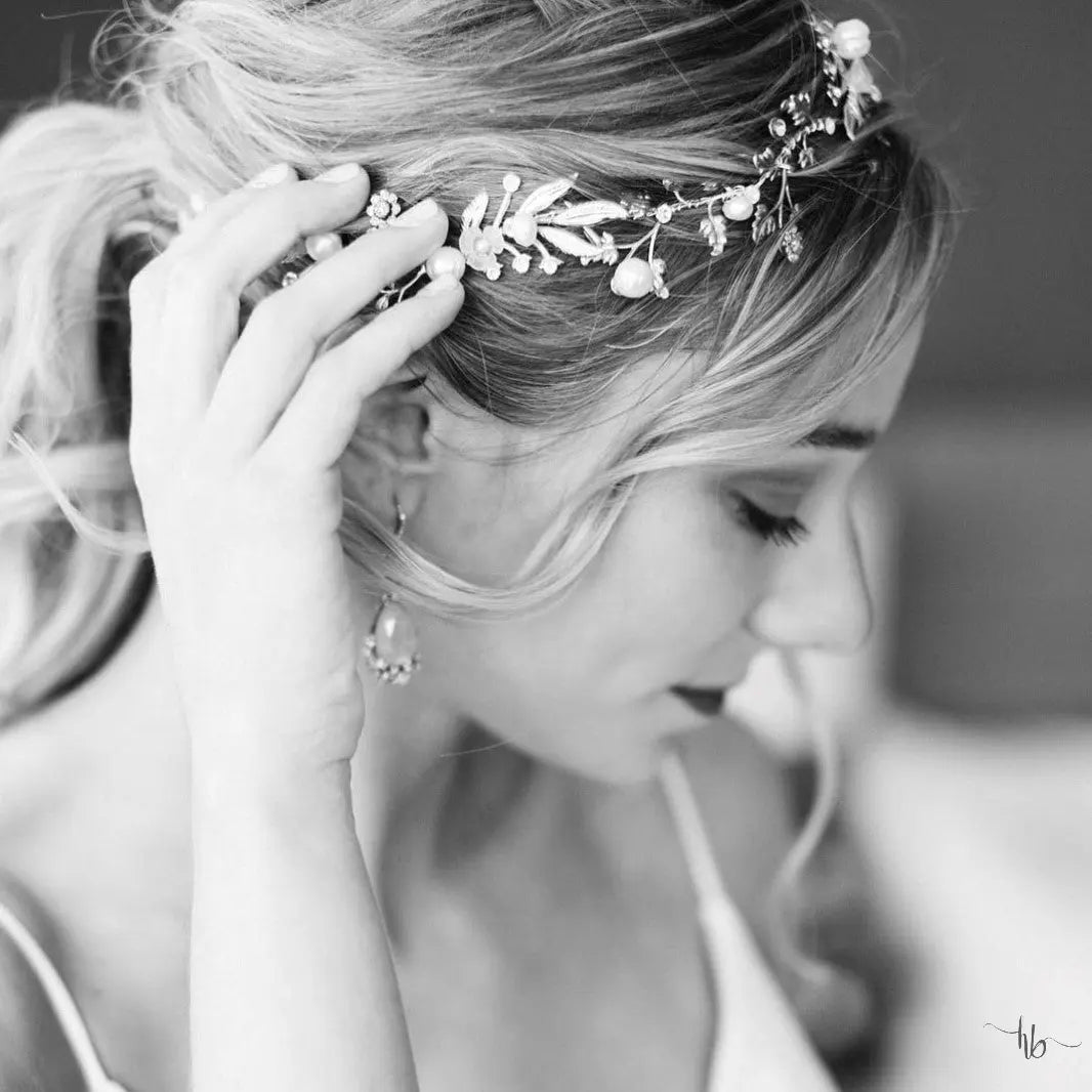 Aurelia Vine
