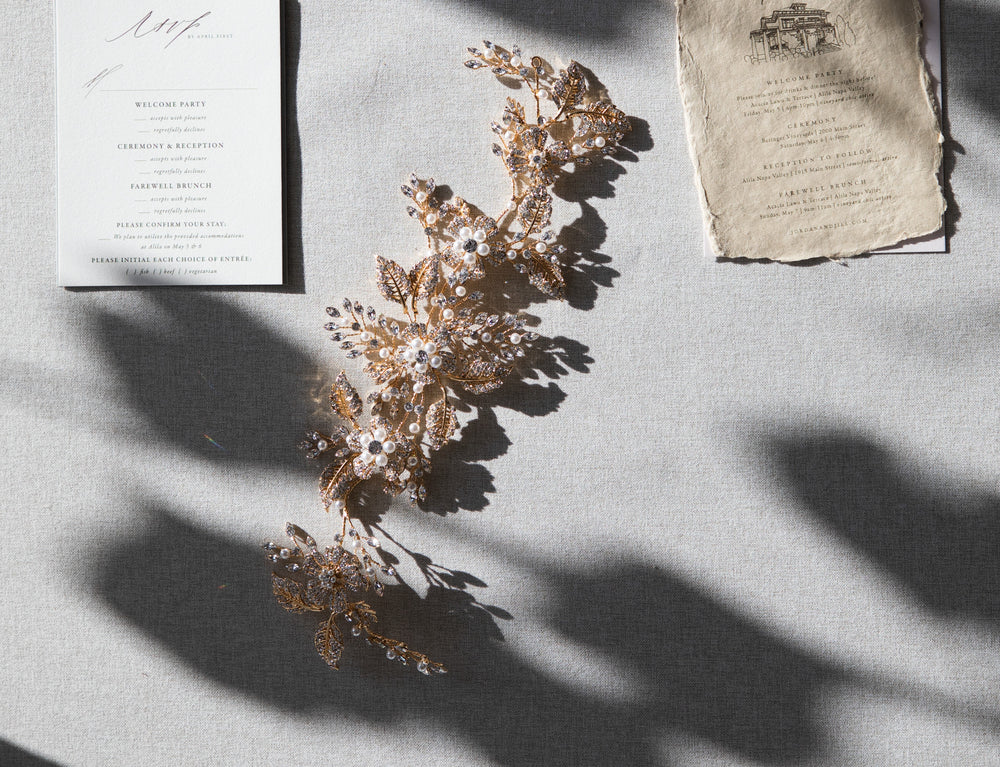 Leina-Pearls Luxurious Swarovski Headpiece