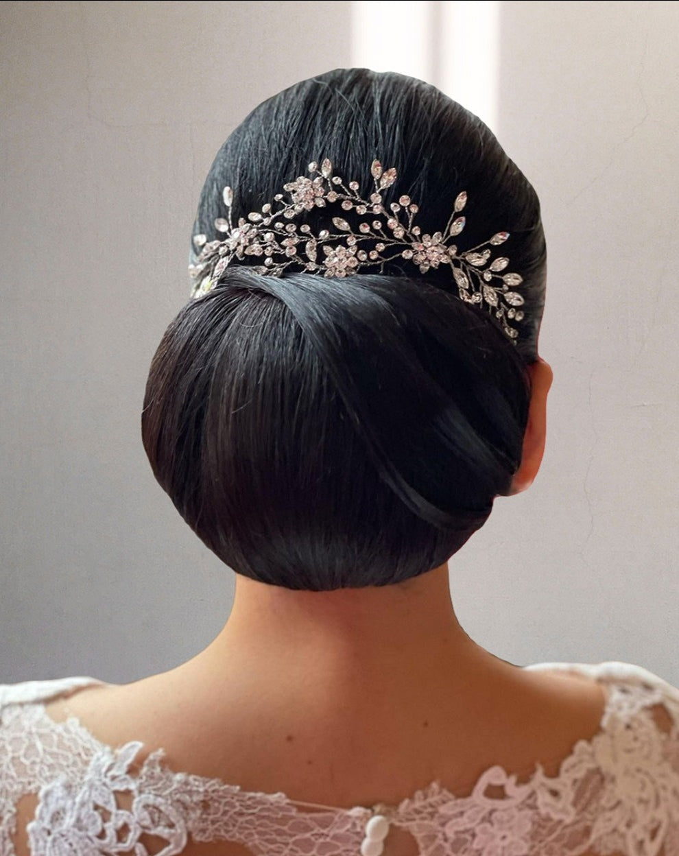Delicate Flowing Crystal Vine Style No. 242464