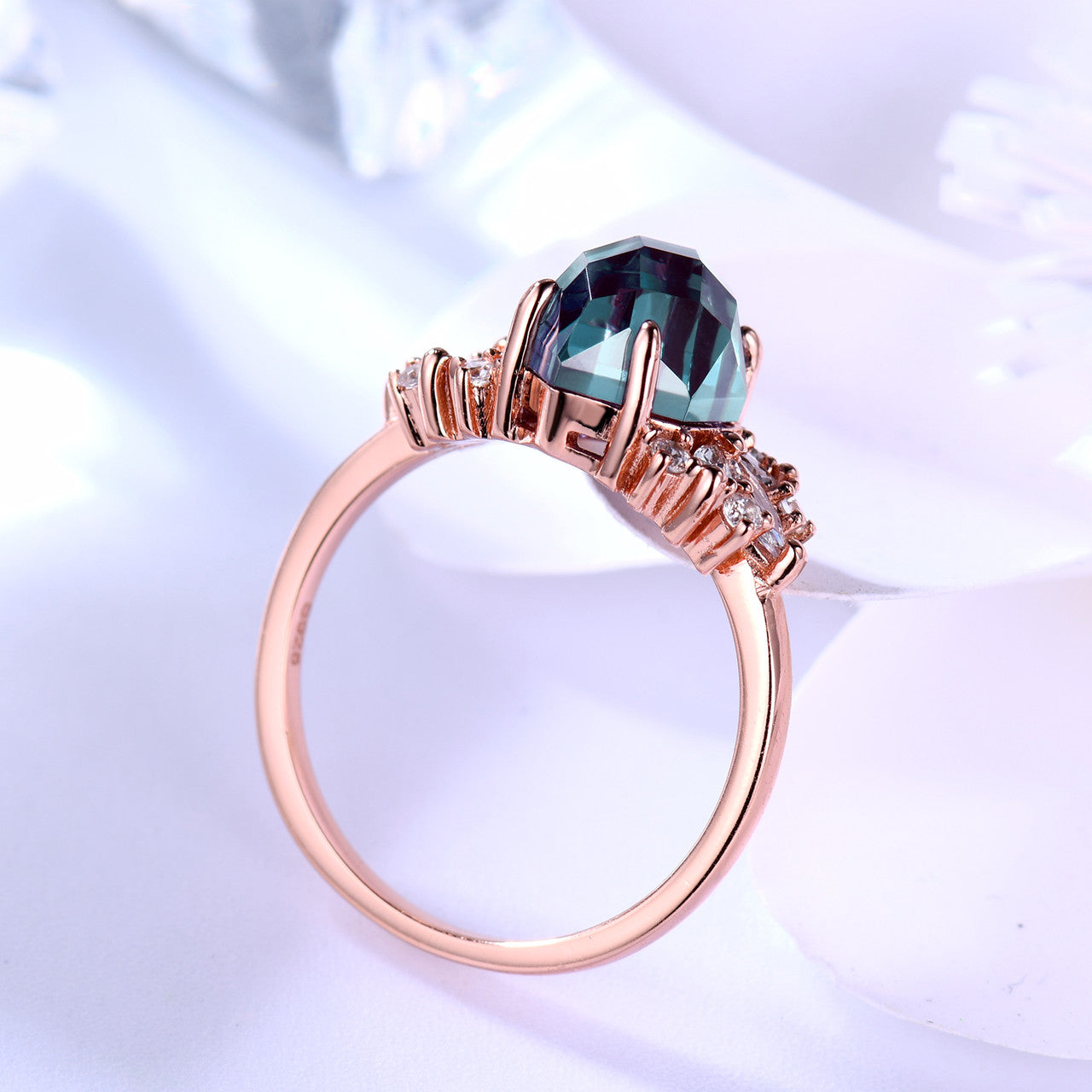 10x7mm Art Deco Hexagon Alexandrite Engagement Ring Cluster Moissanite Ring