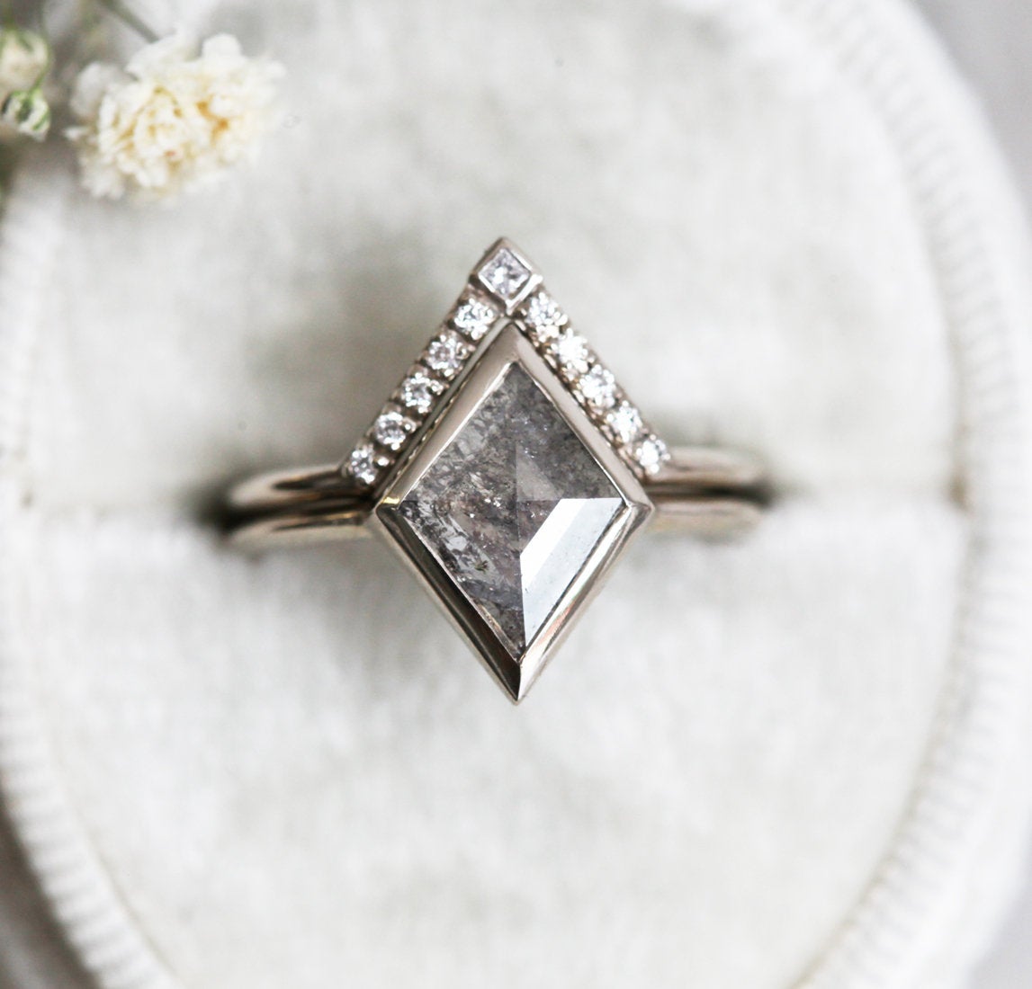 Davina Kite Salt & Pepper Diamond Ring Set