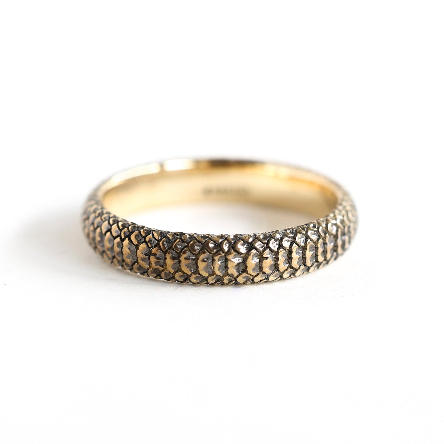 Gold snake band textured ring