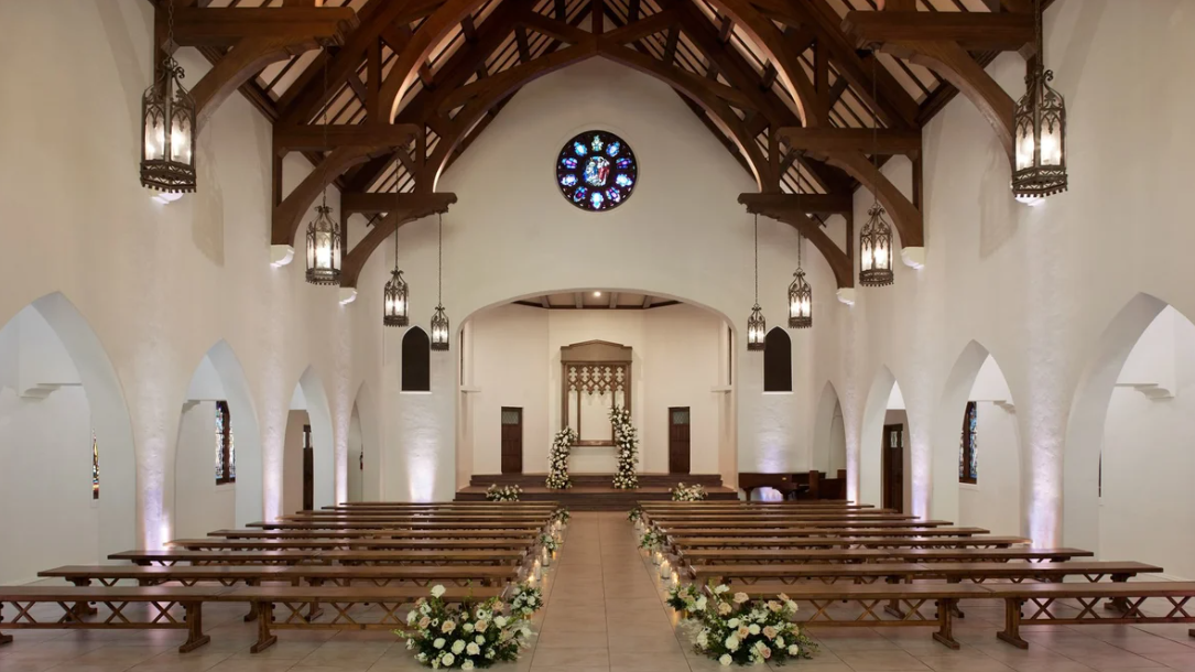 Vintage Flair and Modern Amenities Classic Wedding Package