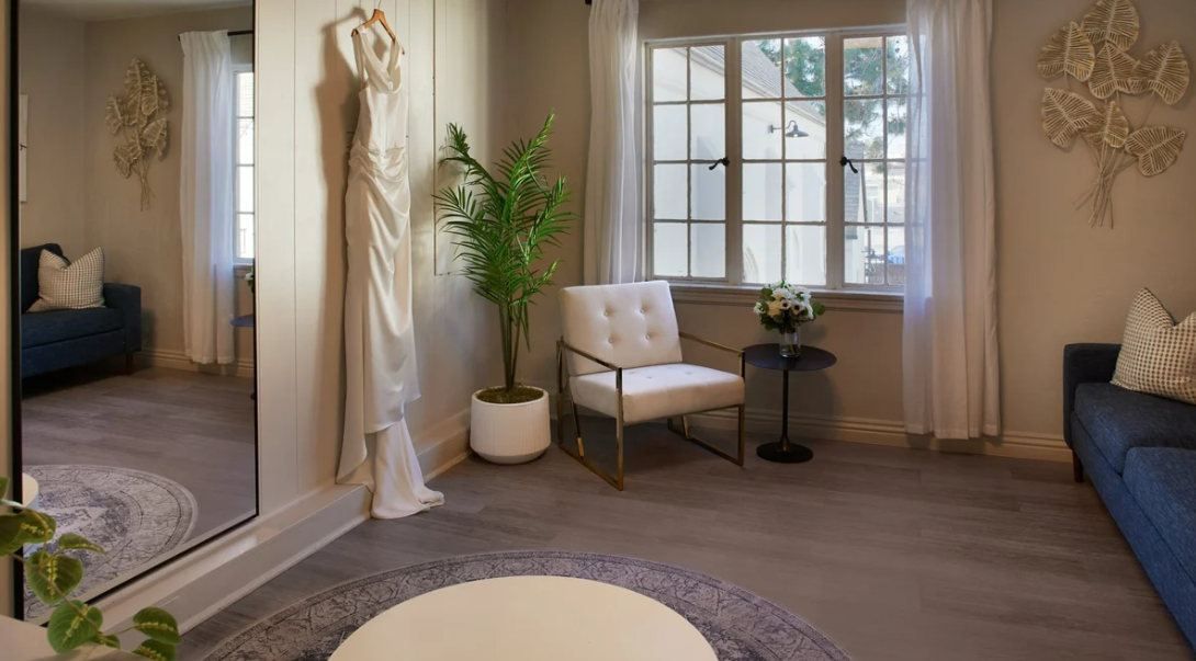 Vintage Flair and Modern Amenities Classic Wedding Package