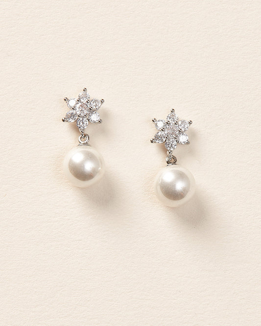 Ella Pearl Earrings