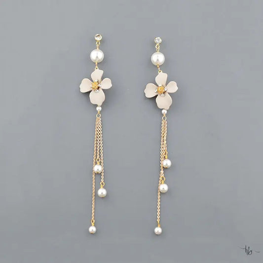 Kaia Chandelier Earrings