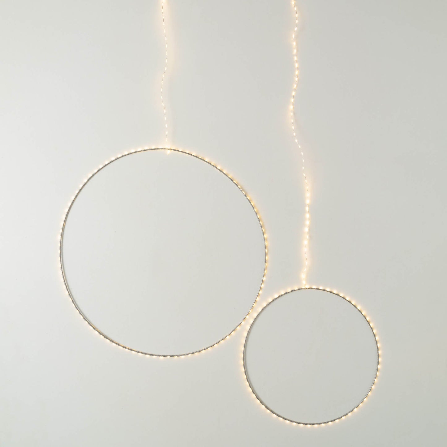 Lighted Hanging Circle Set