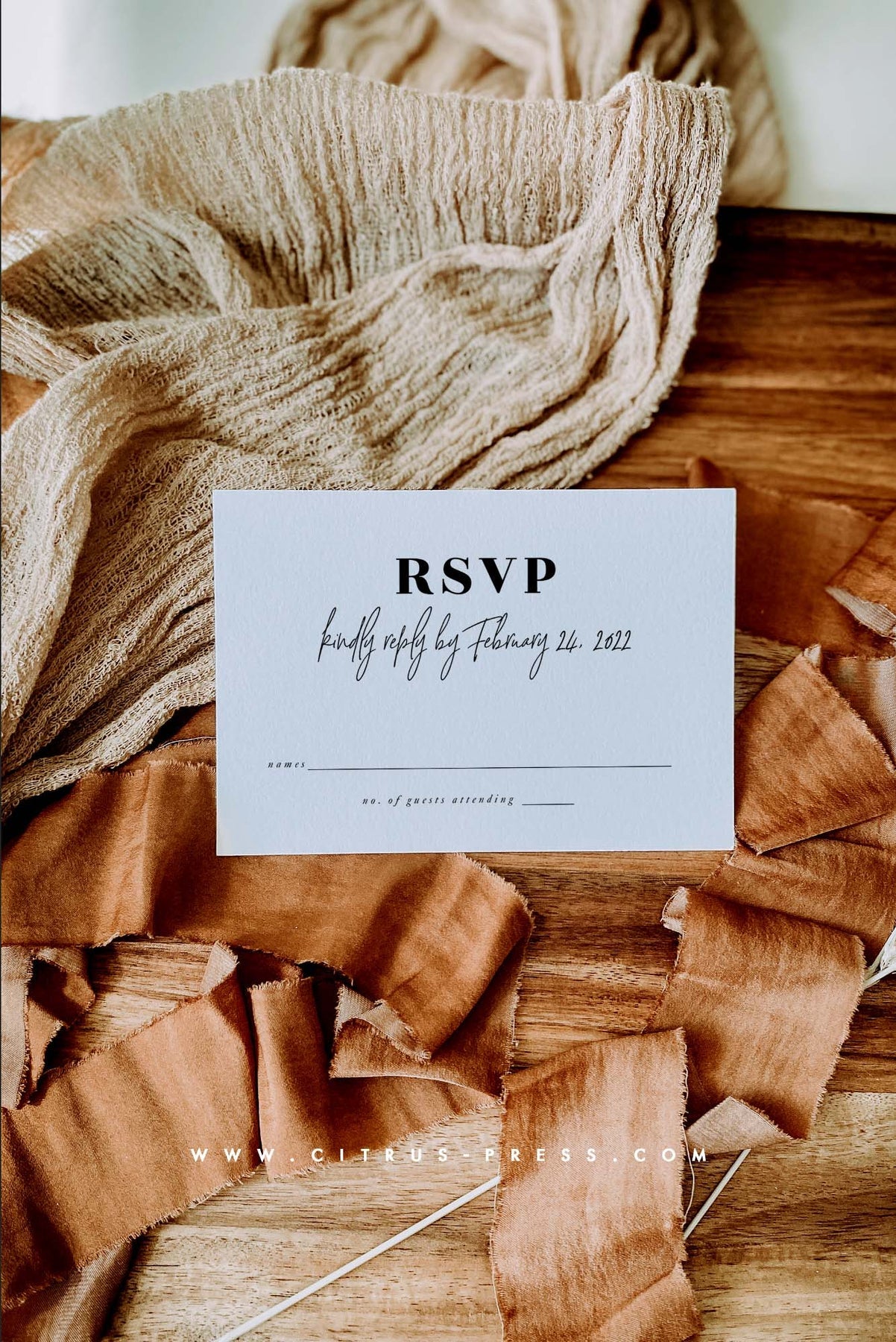 Minimalist Tropical Wedding RSVP Card | Olivia