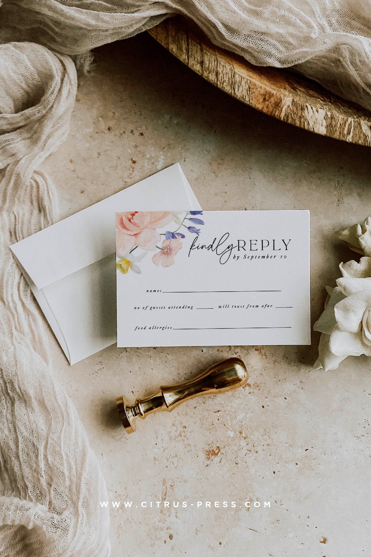 Modern Romantic Monogram Wedding RSVP Card | Layla