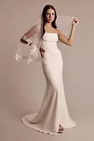 Two-Tier Leafy Lace Edge Mid-Length Veil