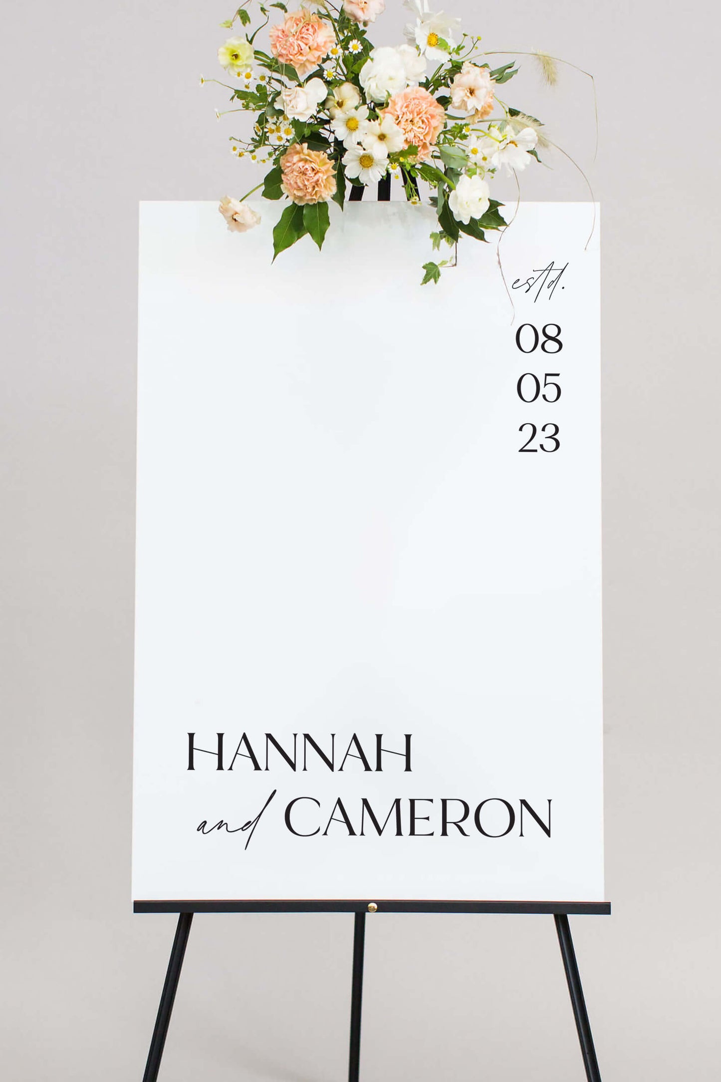 The Hannah II | Acrylic Wedding Welcome Sign
