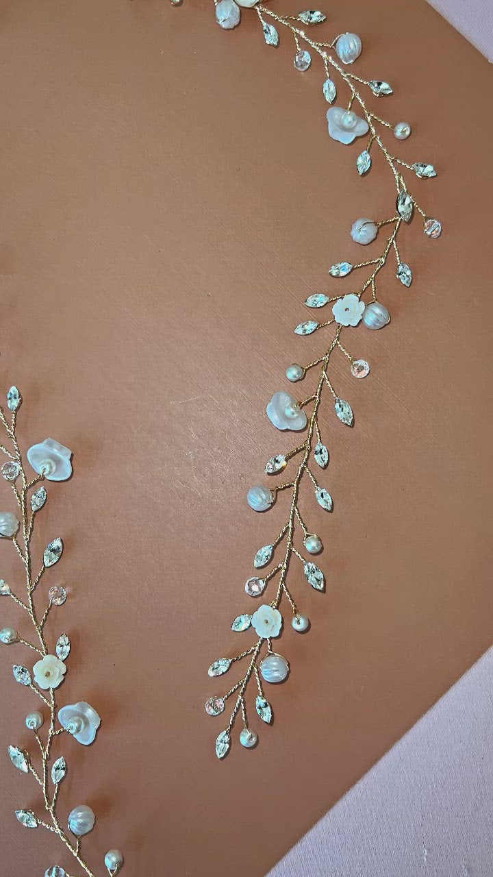 Ivory - Swarovski Hair Vine