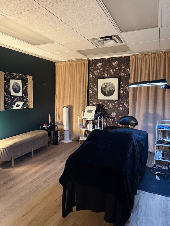 Firming Facials And Lash Lifts By Cherokee