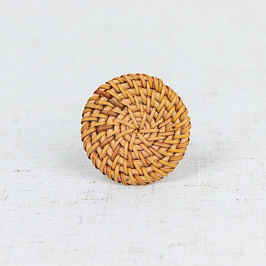 4 Natural 2 in Round Woven Rattan Design Metal Napkin Rings