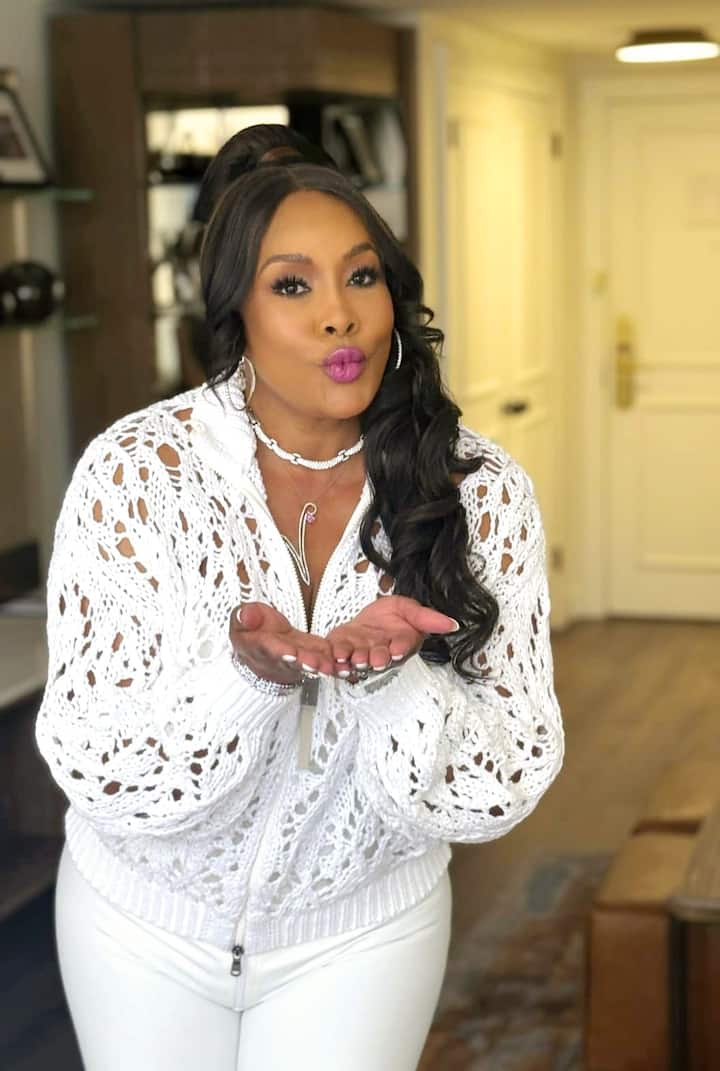 On Demand Makeup Services By Blending Beauty