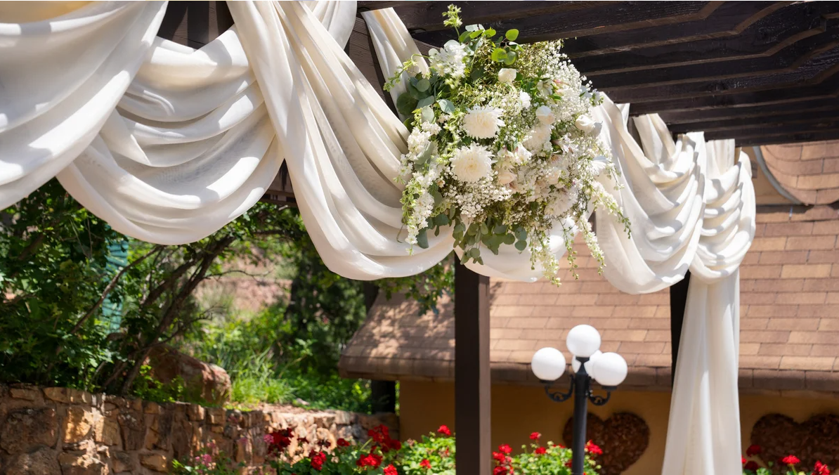 Craftwood Peak Wedding Package