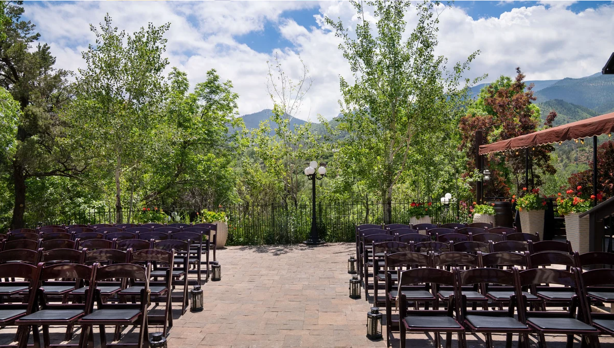 Craftwood Peak Wedding Package