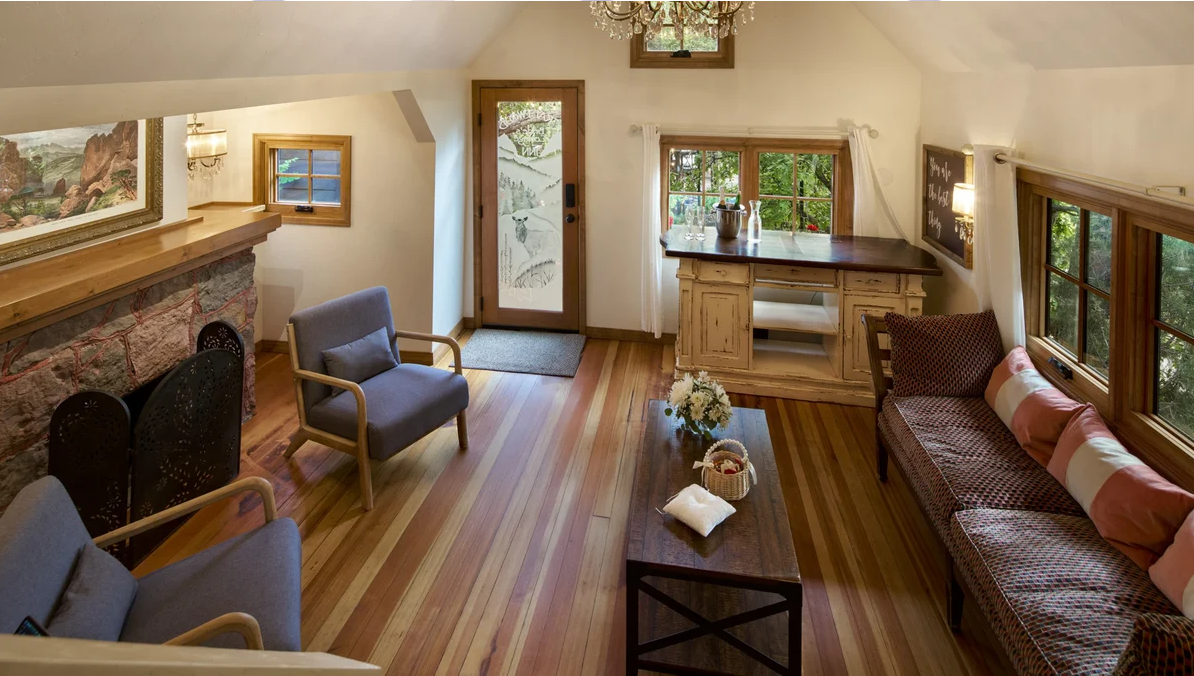 Craftwood Peak Wedding Package