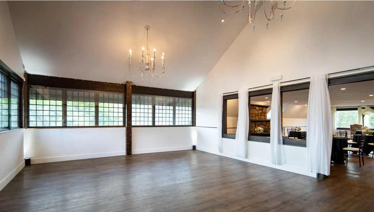 Craftwood Peak Wedding Package