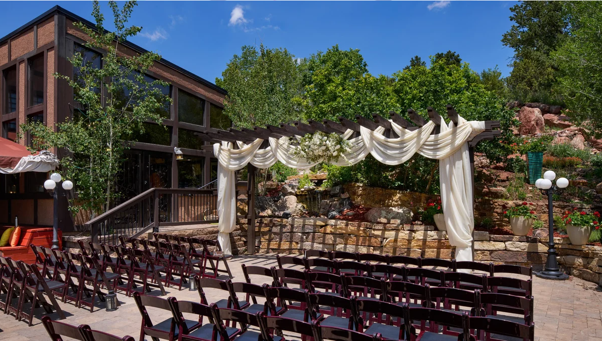 Craftwood Peak Wedding Package