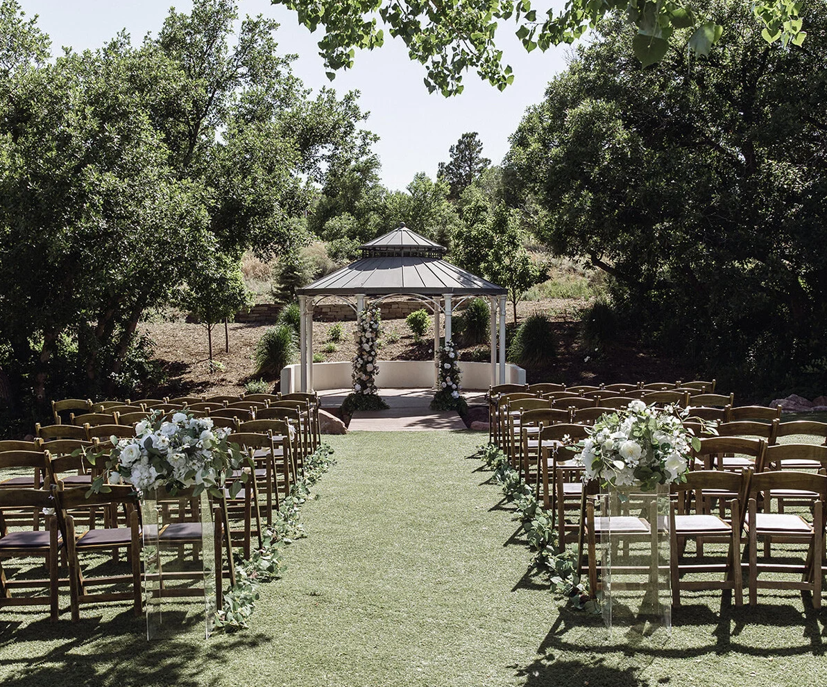 Creekside Terrace Wedding Package