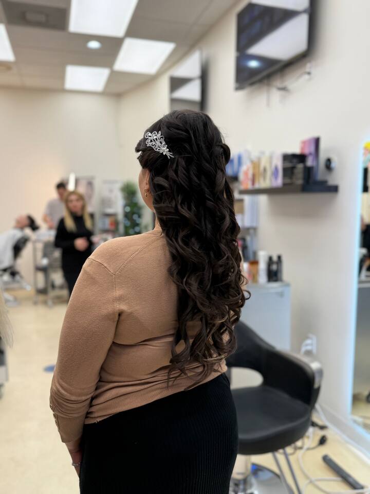 Glam Looks By Wonderland Beauty Salon