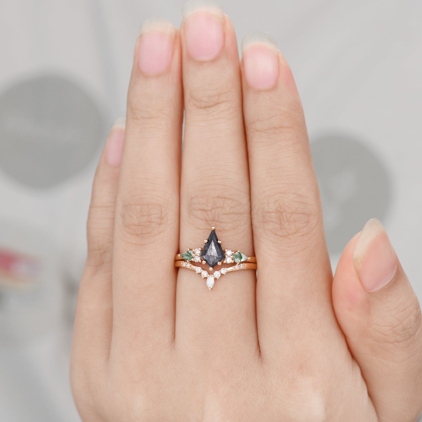 2pcs Kite Cut Salt and Pepper Diamond Cluster Moss Agate Bridal Ring Set Moissanite Band