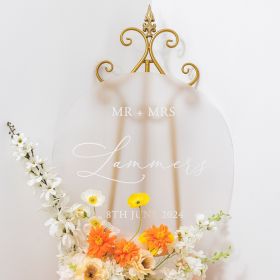 Simple Round Mr & Mrs Acrylic Wedding Welcome sign CS082