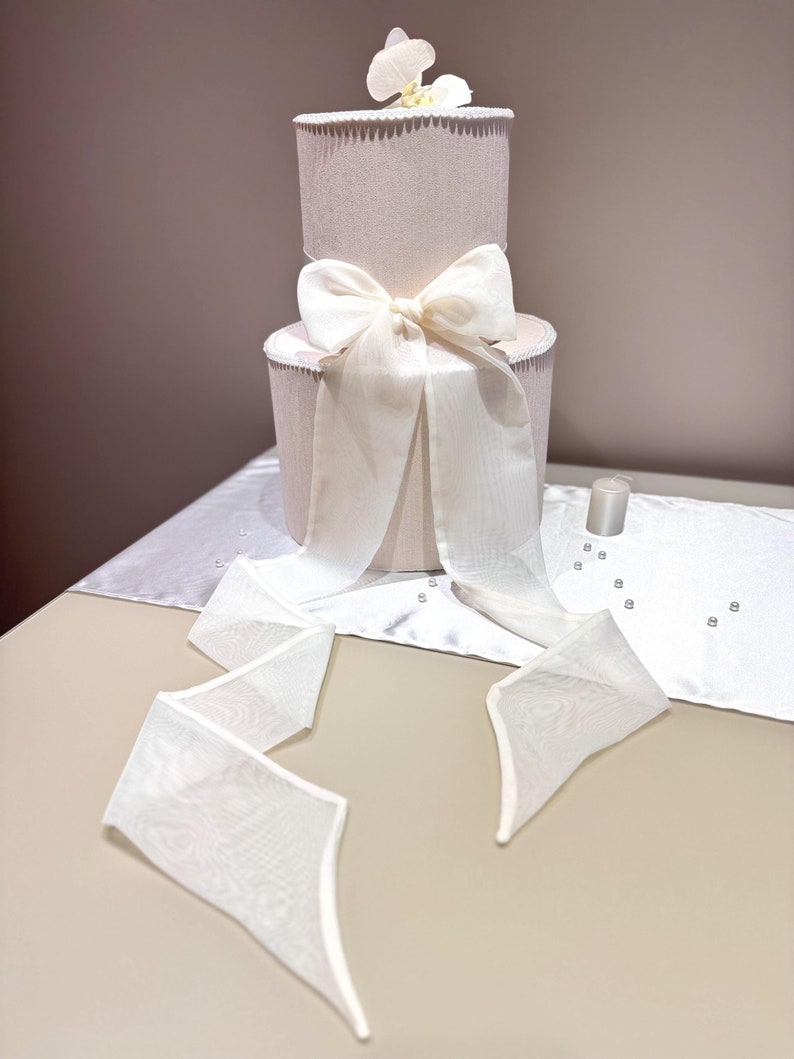 Ivory chiffon Bow for wedding cake sash Wedding cake decor Chiffon ivory ribbon Cake topper Wedding ivory decor