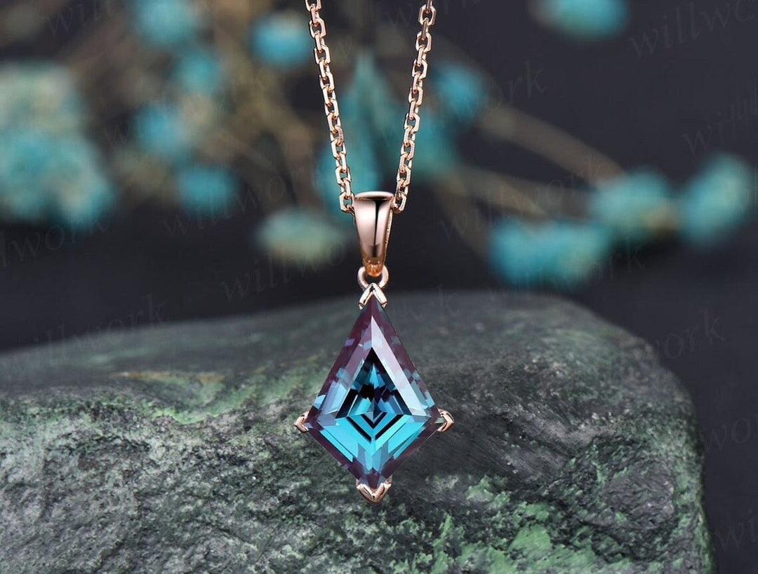 Kite Alexandrite Necklace Solid 14k 18k Rose Gold Vintage Unique Personalized Pendant For Women Her Gemstone Anniversary Bridal Gift Mother