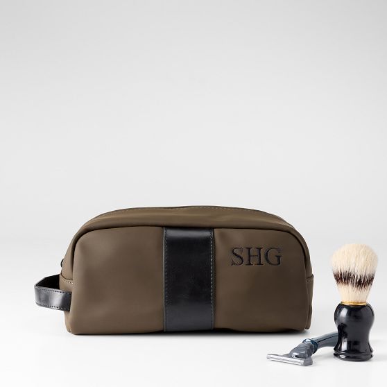 Finn Water-Resistant Travel Pouch