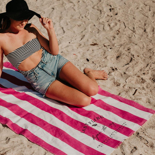 Last Fling Before the Ring Bachelorette Party Beach Towel