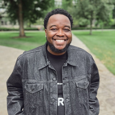 Maurice in Chicago: Proposal / Engagement Photography