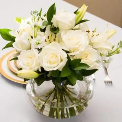 6 Table Centerpieces in White