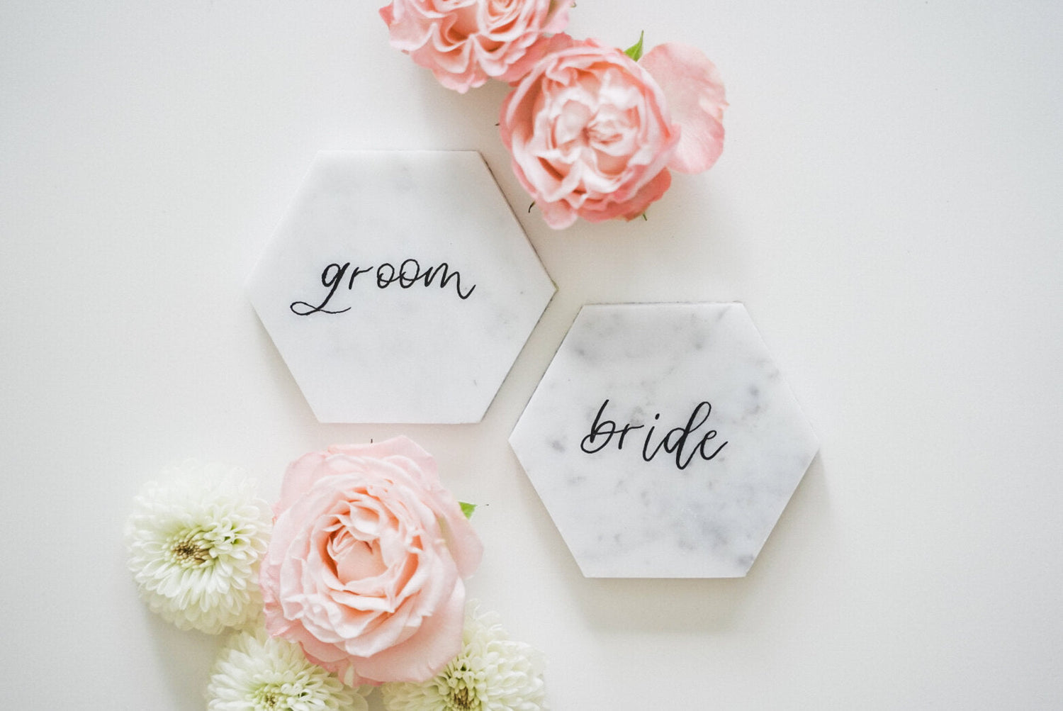 38 Marble and Marble Inspired Wedding Accents That are Beautiful and Functional