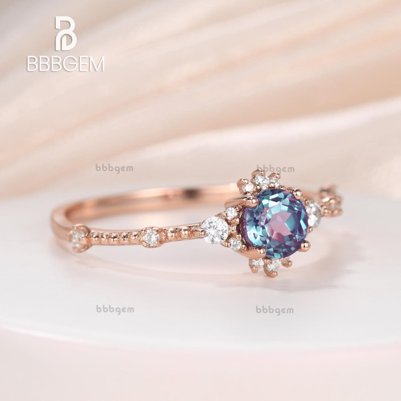 1/2 Carat Round Alexandrite And Diamond Ring Minimalist 14K/18K